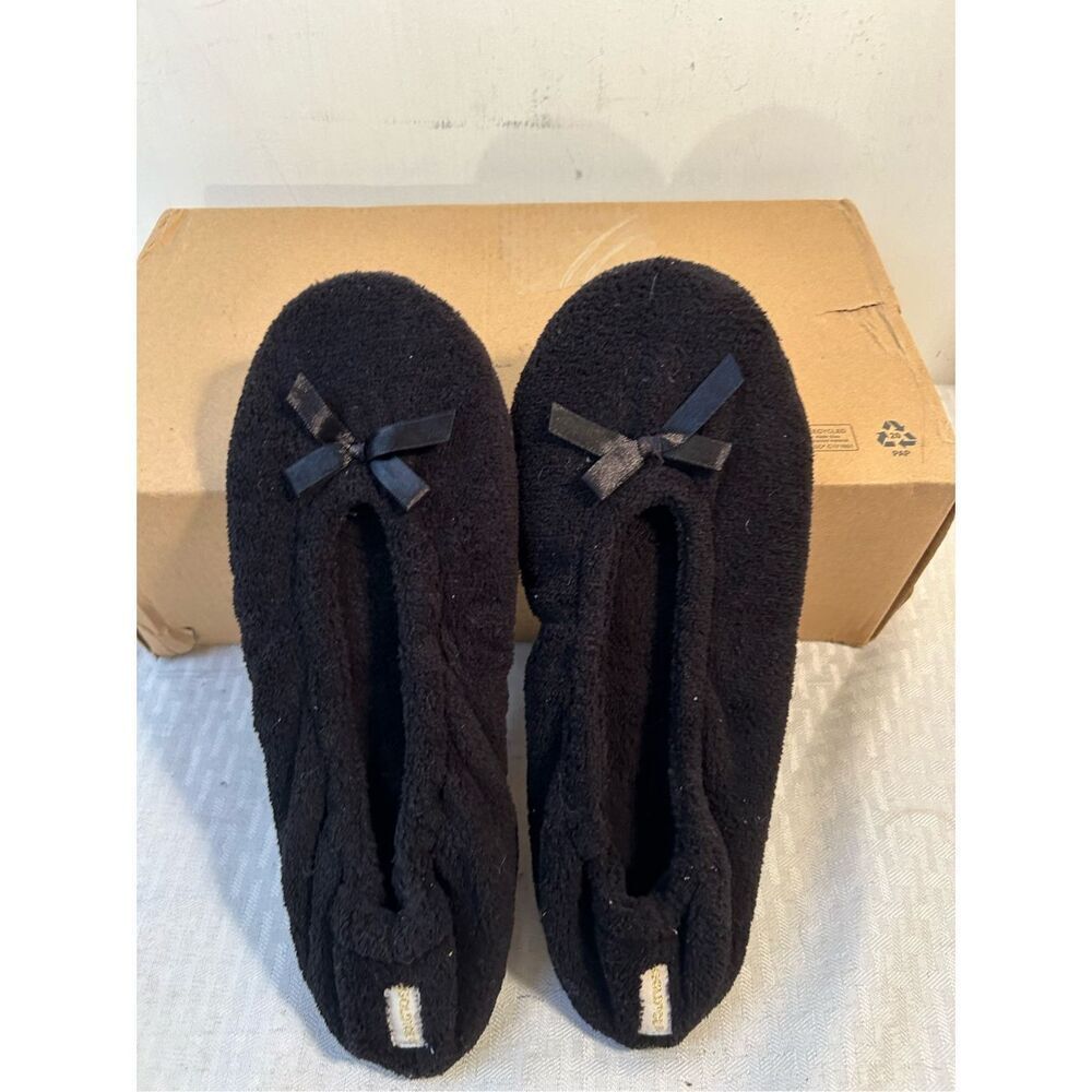 Gold‎ toe black ballet style slippers large 9